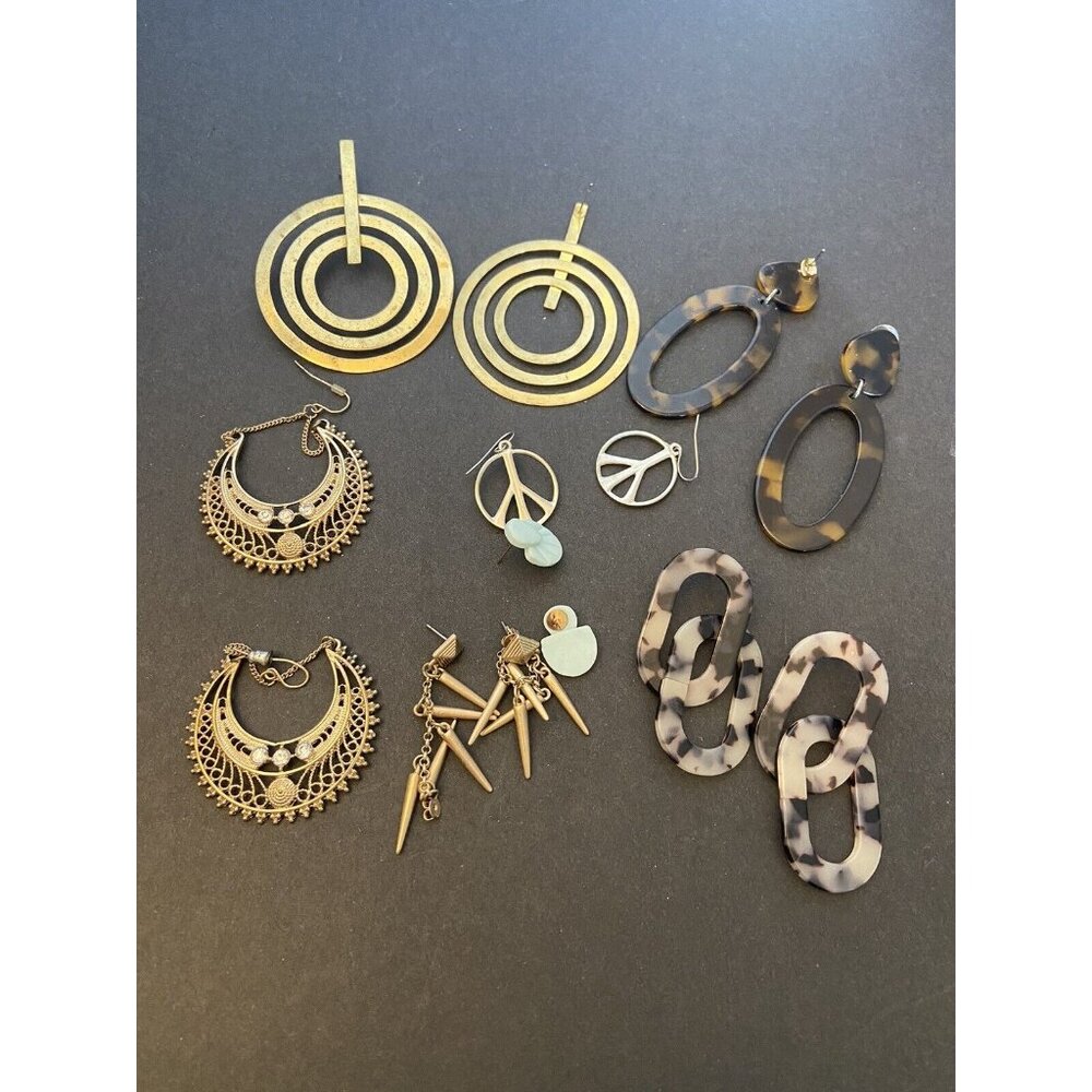 Lot of fashion earrings acrylic, goldtone, silvertone, drop/dangle BOHO MCM more
